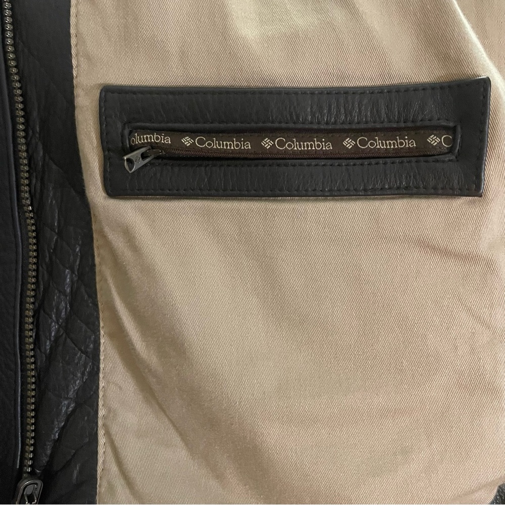 Columbia Men's Dark Brown Leather Jacket - Picture 8 of 15
